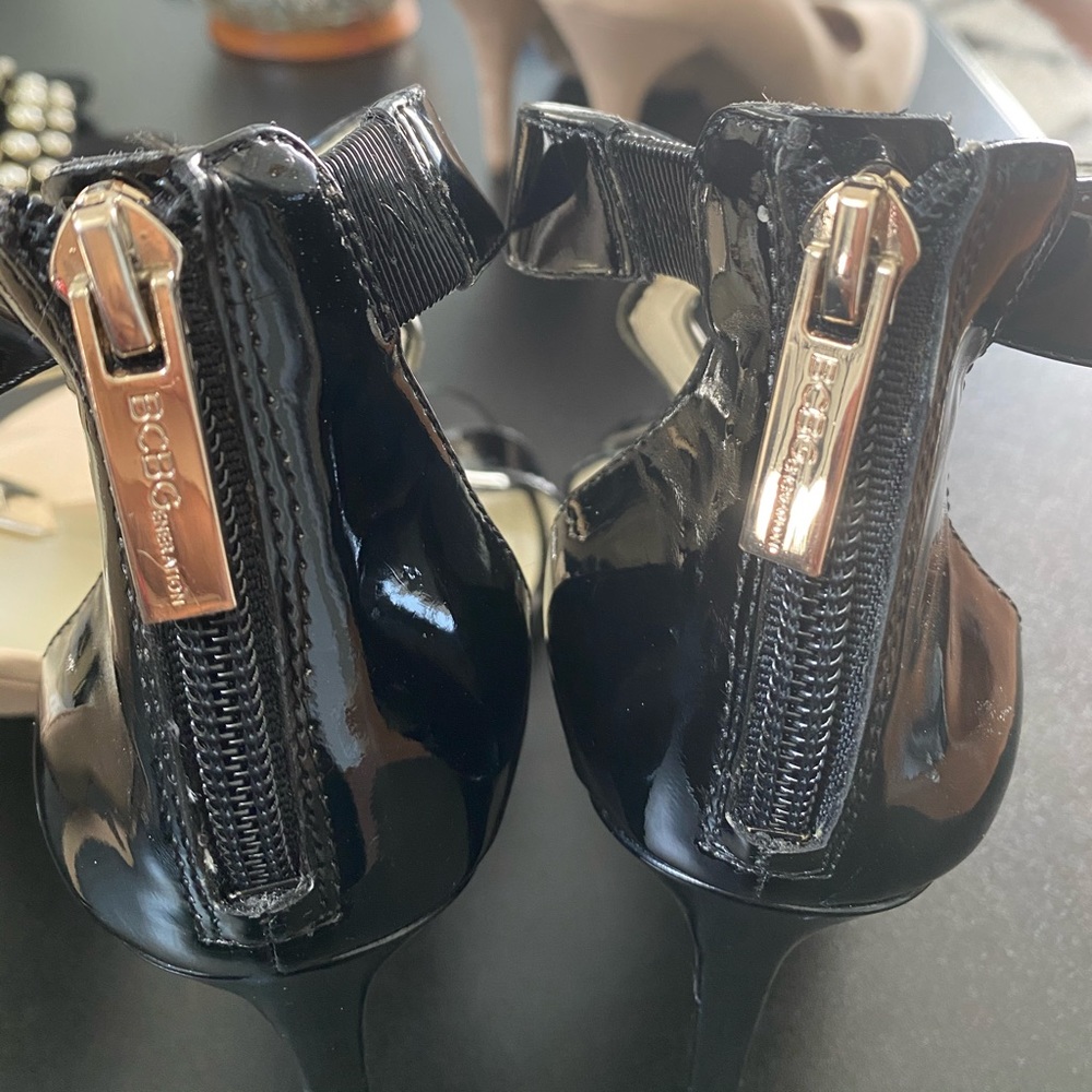 Shoes - Picture 2 of 4